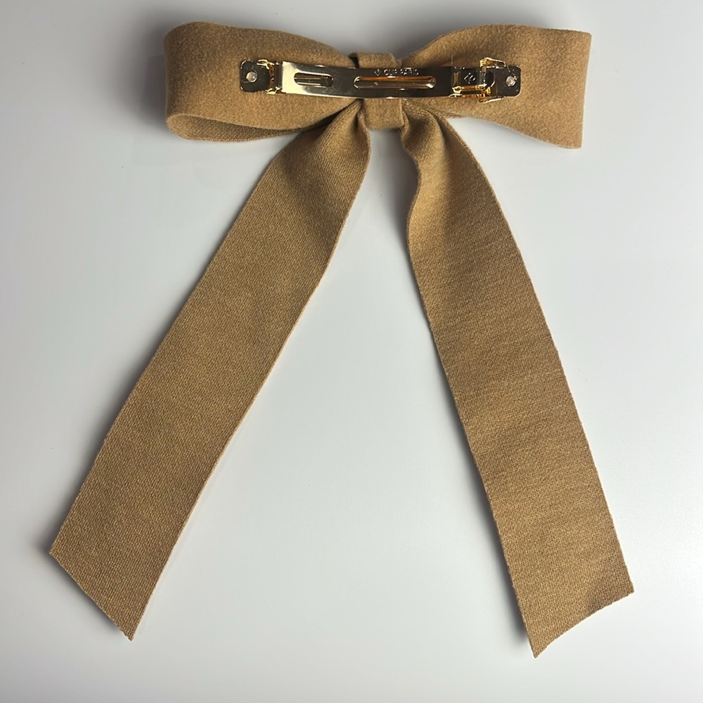 ANTHROPOLOGIE • Tan Felt Bow Barrette - Picture 2 of 2